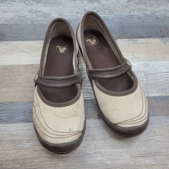 Crocs Mary Jane style flats Women's 6 - Picture 1 of 9